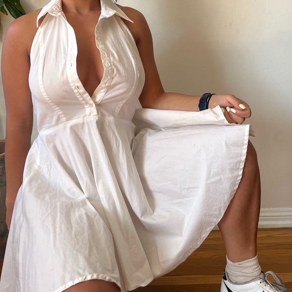 Cotton Spring Marilyn Halter Dress - Picture 2 of 5